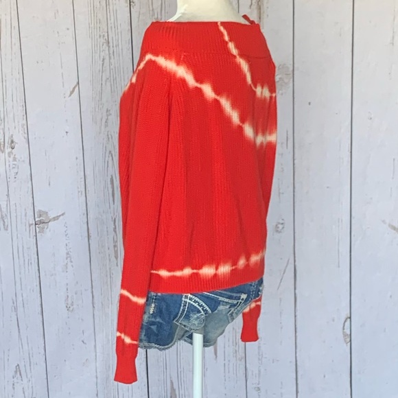 Women’s NWT Gilded Intent Off-the-Shoulder Sweater - Picture 4 of 7